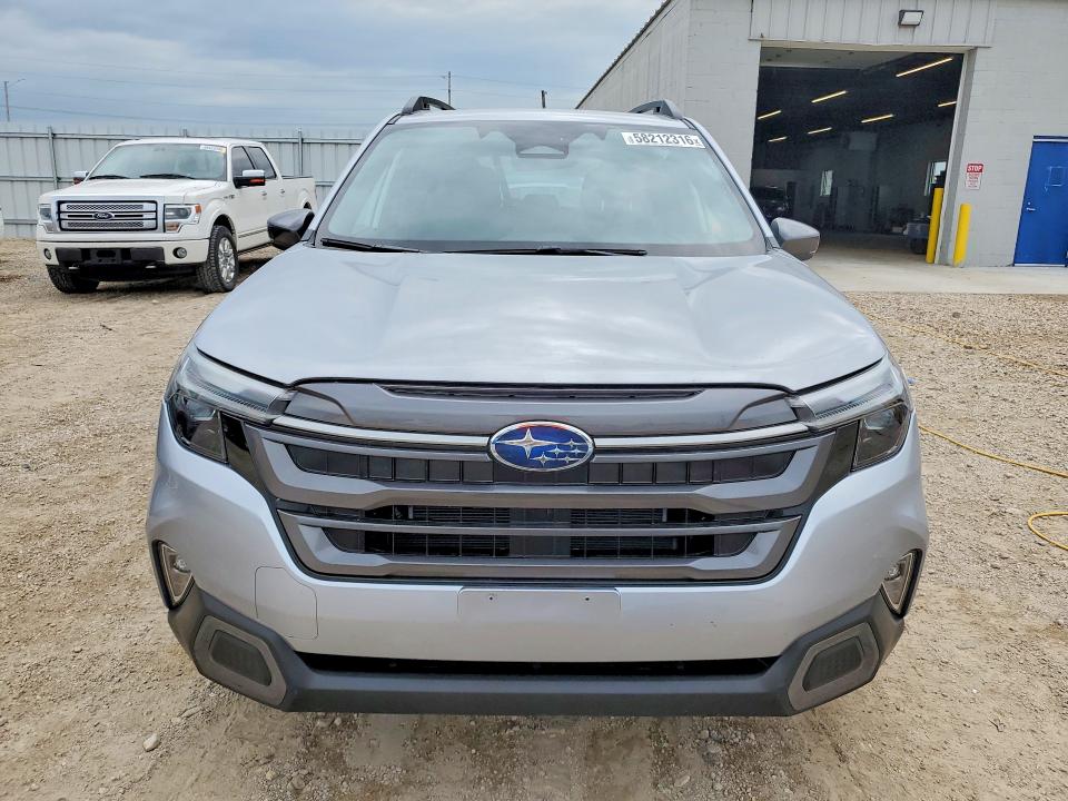 Photo 5 from auction – 2025 SUBARU FORESTER with VIN JF2SLSRD1SH436010