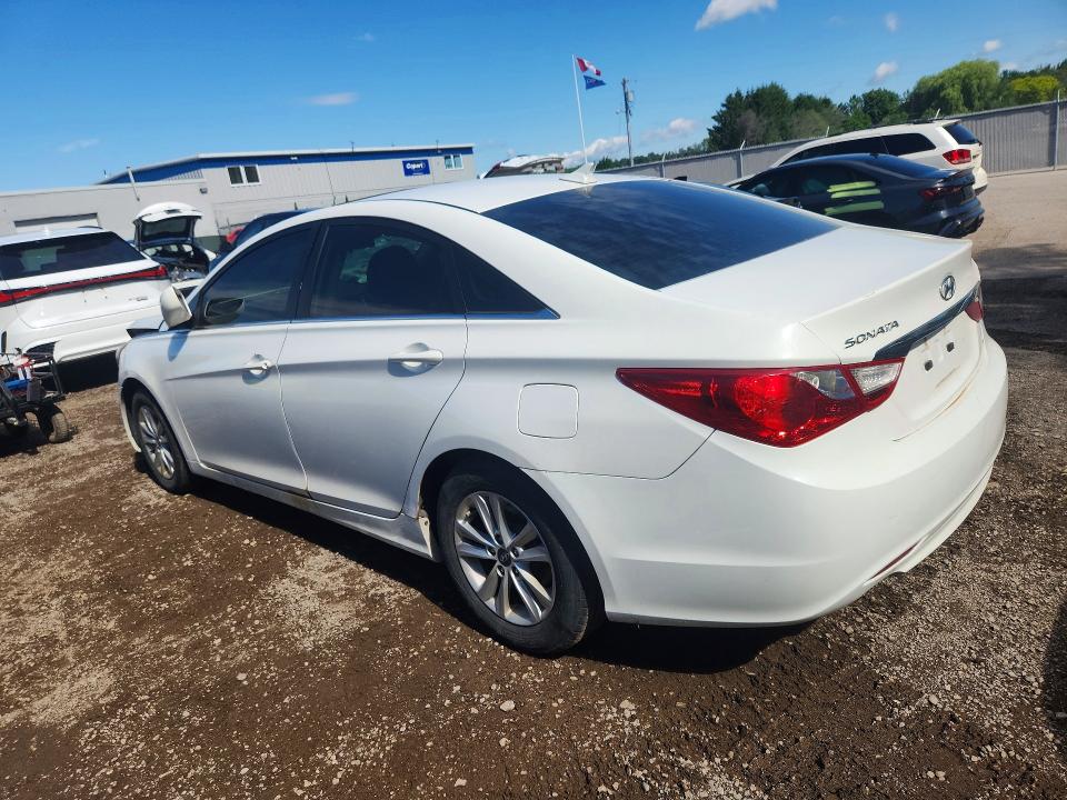 Снимка 2 от търг – 2012 HYUNDAI SONATA с VIN 5NPEB4AC7CH389971
