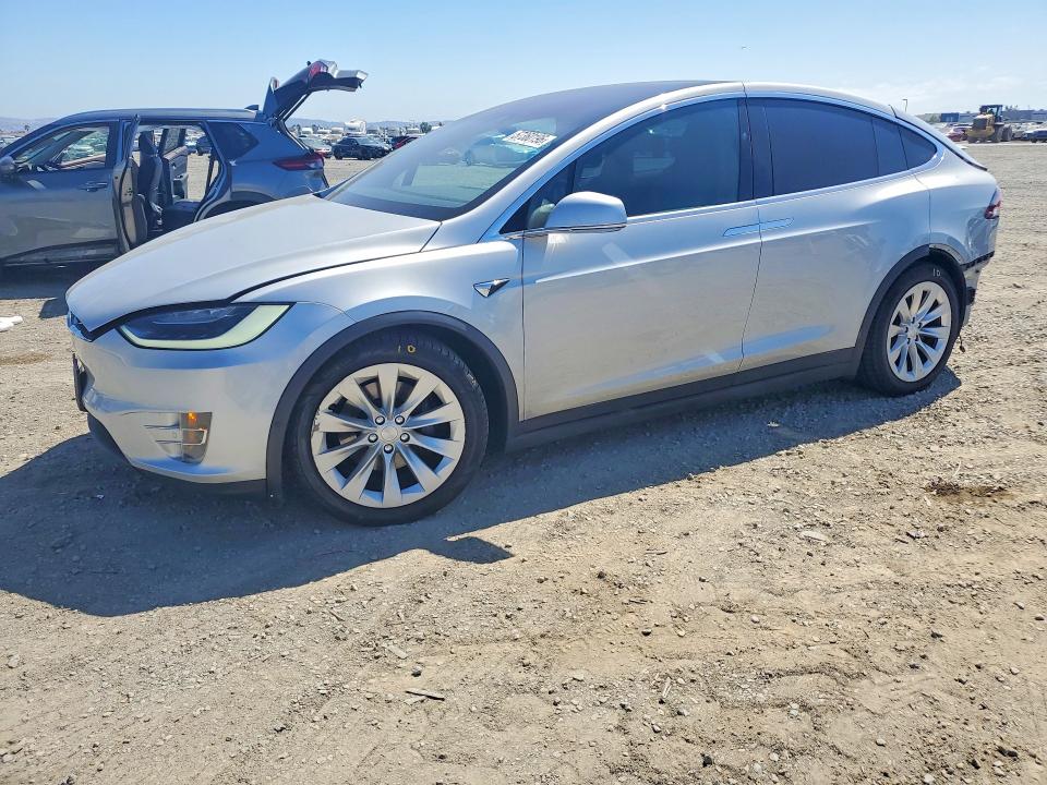 2017 TESLA MODEL X