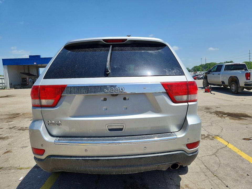 Photo 6 from auction – 2011 JEEP GRAND CHEROKEE with VIN 1J4RR5GG4BC612095