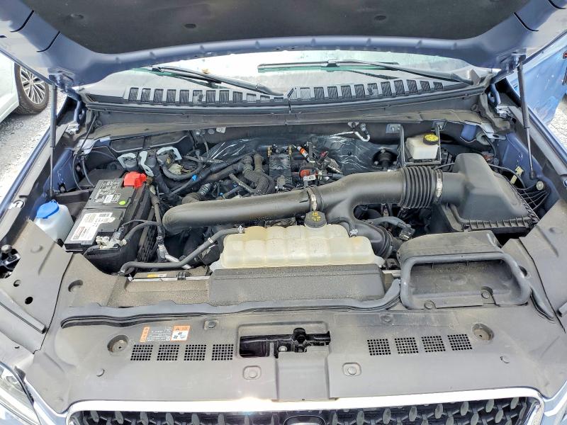 Photo 12 from auction – 2024 LINCOLN NAVIGATOR with VIN 5LMJJ2TGXREL09747