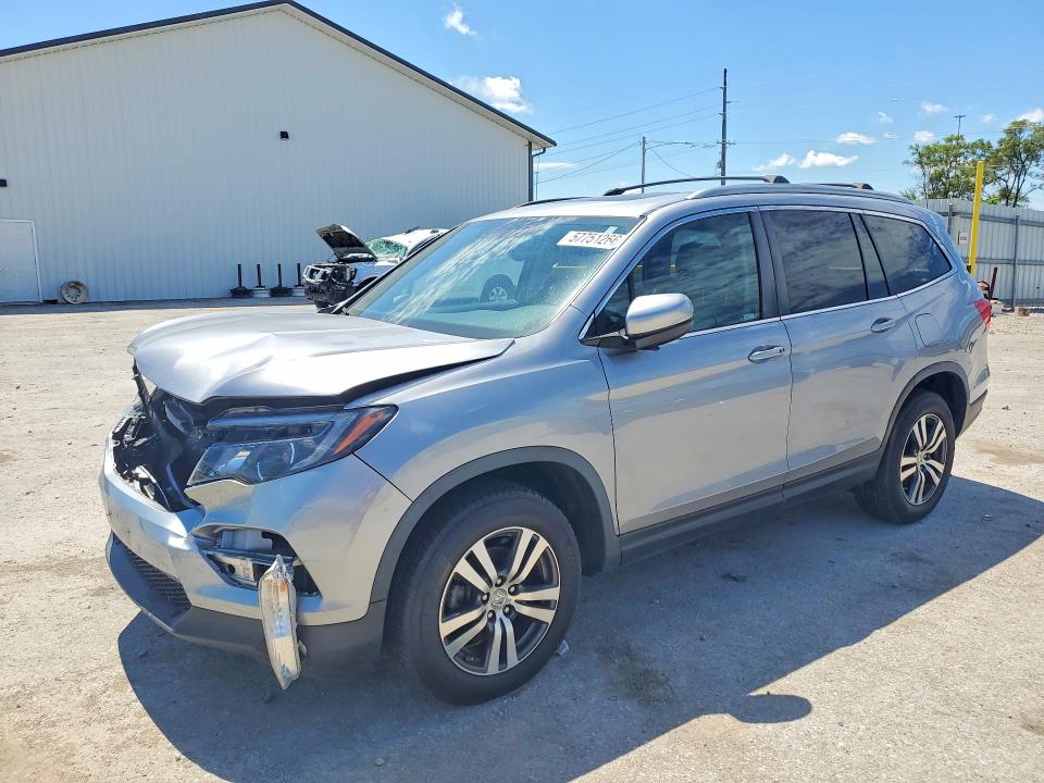 HONDA PILOT 2017 with VIN 5FNYF6H50HB088162 - Photo from auction
