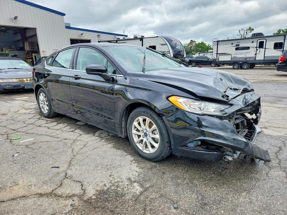 Photo 4 from auction – 2018 FORD FUSION with VIN 3FA6P0G71JR195137