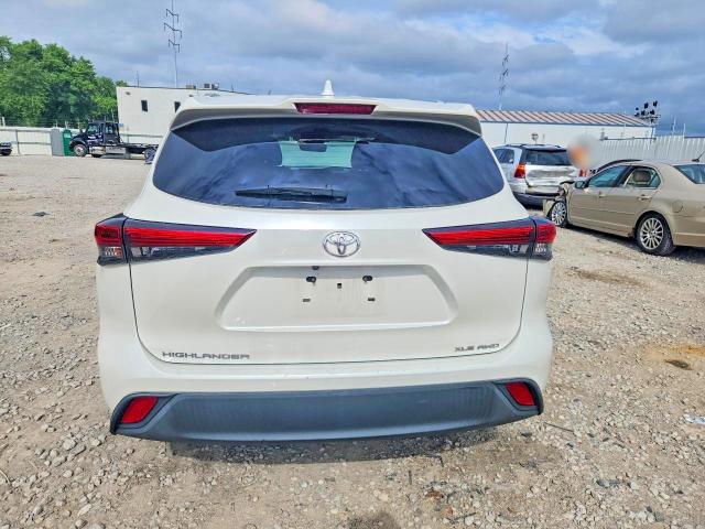 Photo 6 from auction – 2020 TOYOTA HIGHLANDER with VIN 5TDGZRBH0LS022545