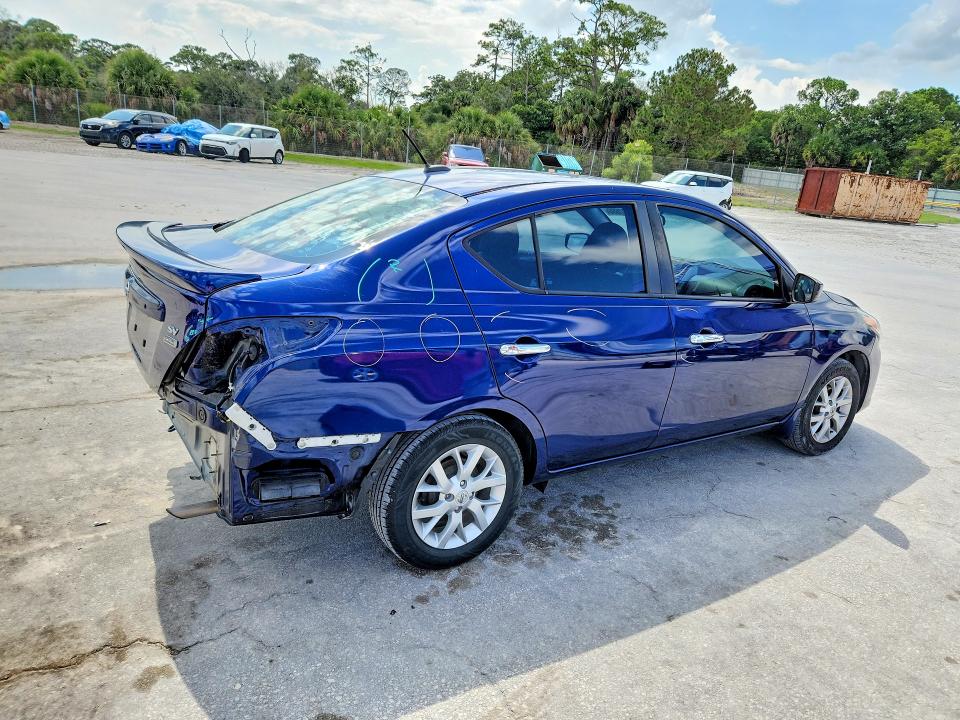 Photo 3 from auction – 2018 NISSAN VERSA with VIN 3N1CN7AP6JL833957