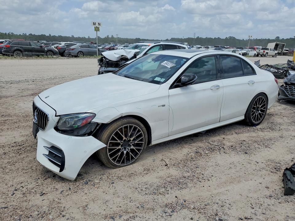 MERCEDES-BENZ E 2018 with VIN WDDZF6EB6JA384807 - Photo from auction