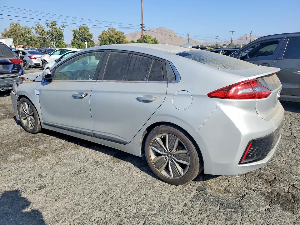 Снимка 2 от търг – 2018 HYUNDAI IONIQ с VIN KMHC05LC9JU073812