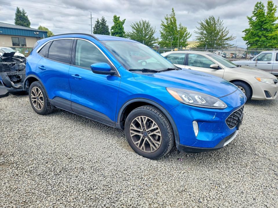 Photo 4 from auction – 2021 FORD ESCAPE with VIN 1FMCU9H65MUA65662