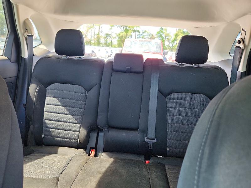 Photo 10 from auction – 2016 FORD EDGE with VIN 2FMPK3G96GBC29995