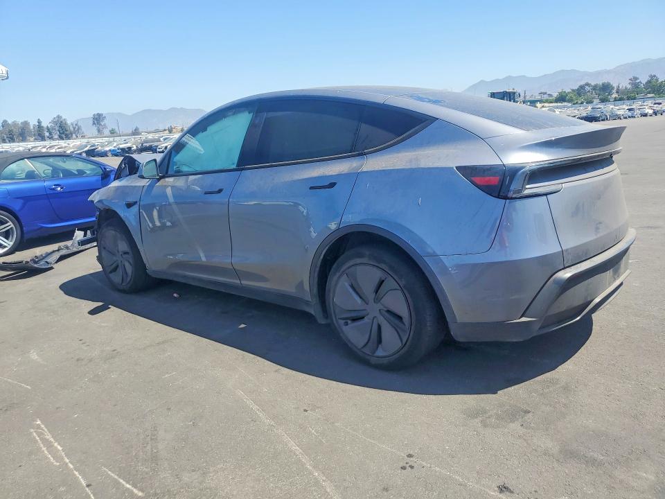 Photo 2 from auction – 2026 TESLA MODEL Y with VIN 7SAYGDED4TF520390
