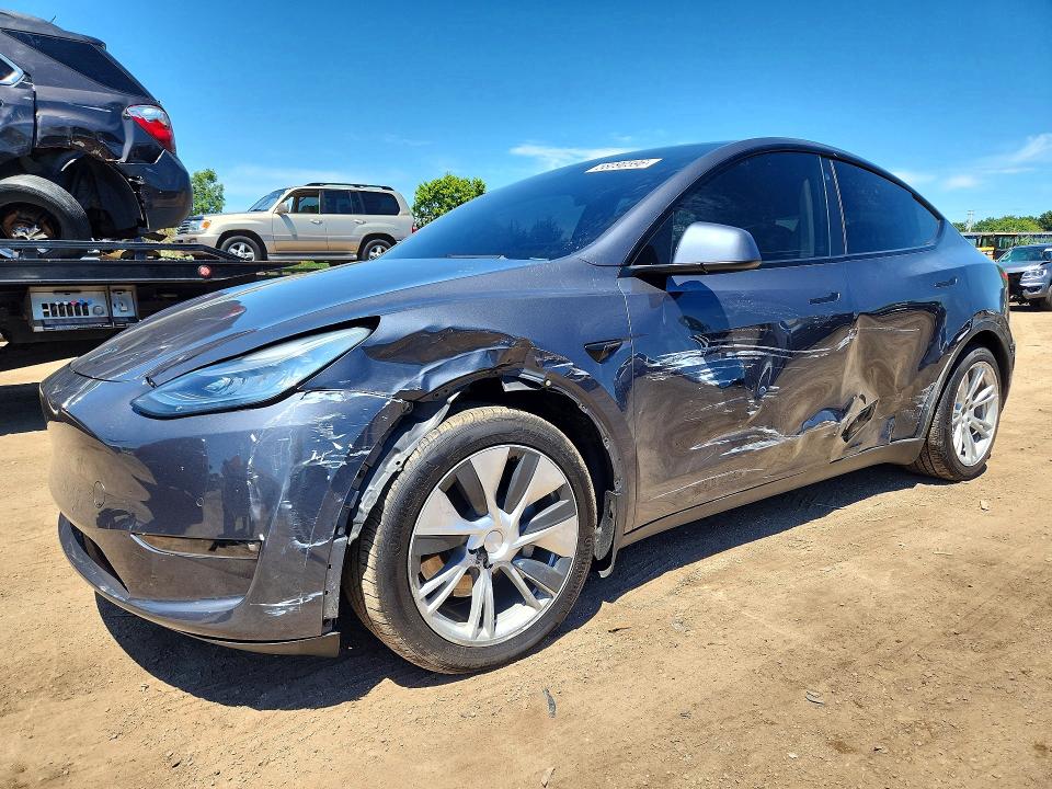 TESLA MODEL Y 2021 con VIN 5YJYGDEE3MF160567 - Foto de la subasta