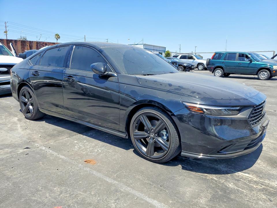 Photo 4 from auction – 2025 HONDA ACCORD with VIN 1HGCY2F73SA024734