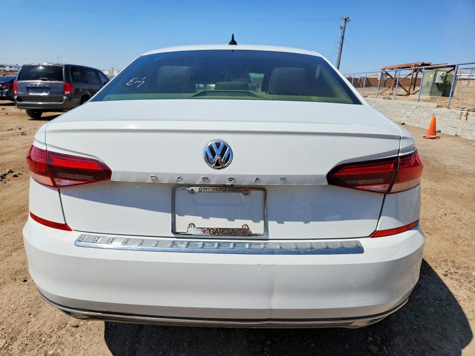 Photo 6 from auction – 2020 VOLKSWAGEN PASSAT with VIN 1VWSA7A39LC019931