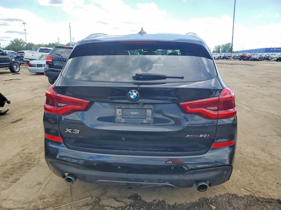Photo 6 from auction – 2019 BMW X3 with VIN 5UXTR9C55KLD93172