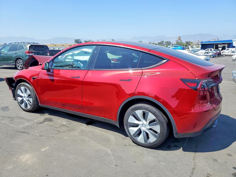 Photo 2 from auction – 2024 TESLA MODEL Y with VIN 7SAYGDEE3RF074525