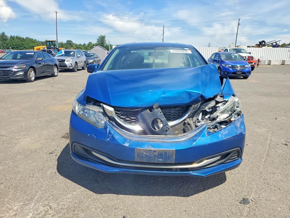 Photo 5 from auction – 2015 HONDA CIVIC with VIN 2HGFB2F57FH528529