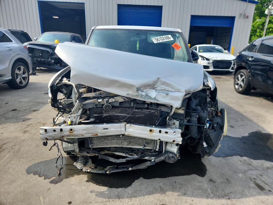 Photo 5 from auction – 2009 TOYOTA SCION with VIN JTLKE50EX91069132