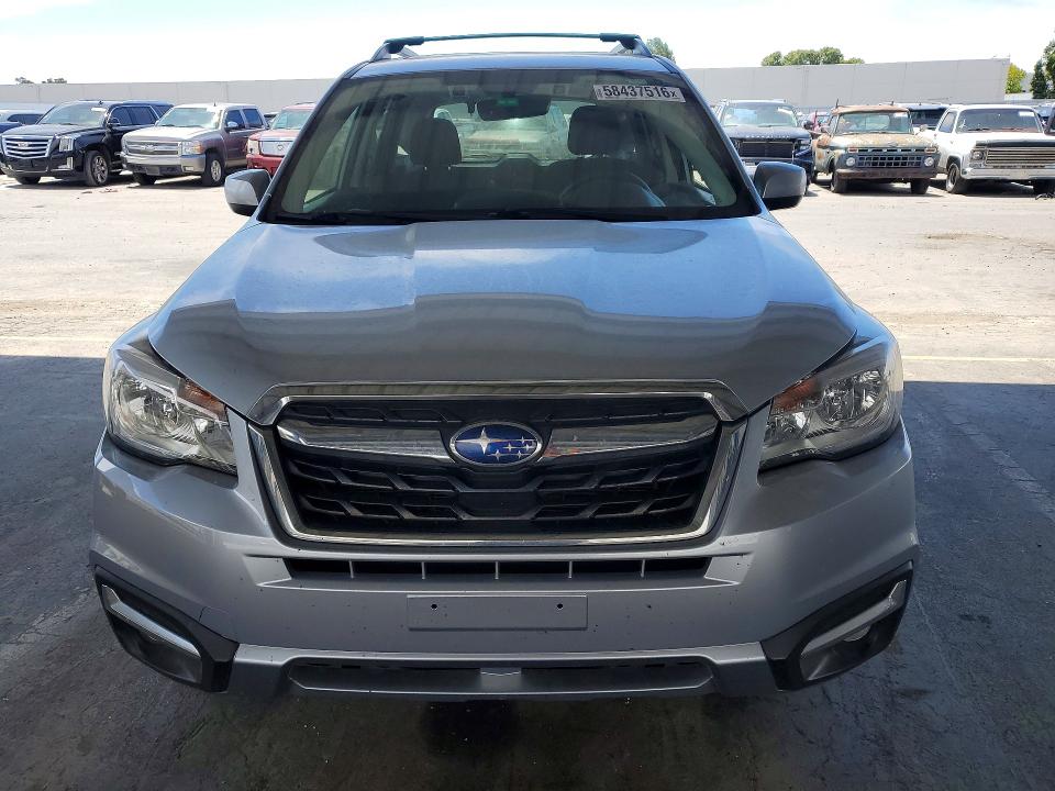 Photo 5 from auction – 2017 SUBARU FORESTER with VIN JF2SJAGC0HH802347