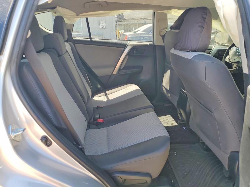 Photo 11 from auction – 2014 TOYOTA RAV4 with VIN JTMZFREV7EJ019824