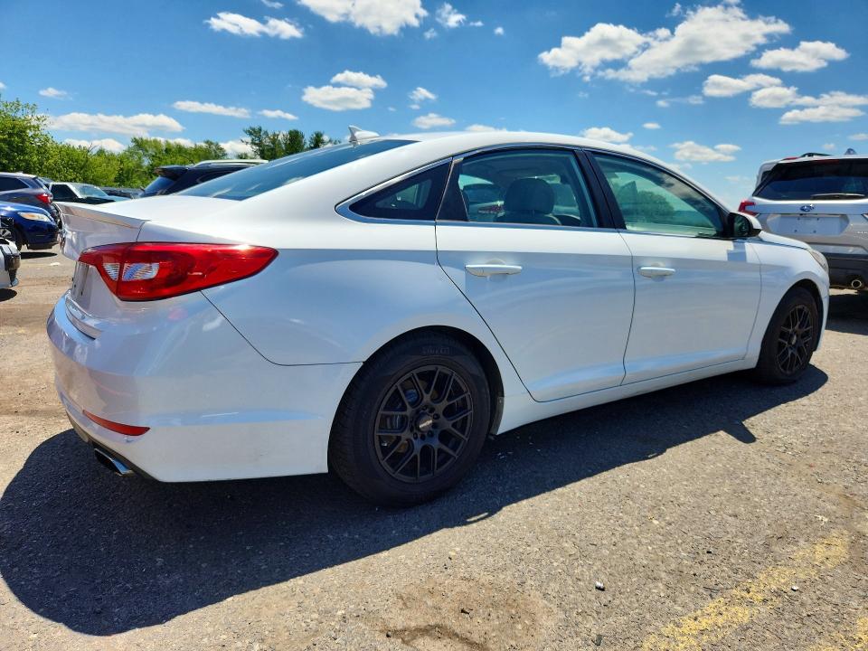 Photo 3 from auction – 2015 HYUNDAI SONATA with VIN 5NPE24AF5FH198001