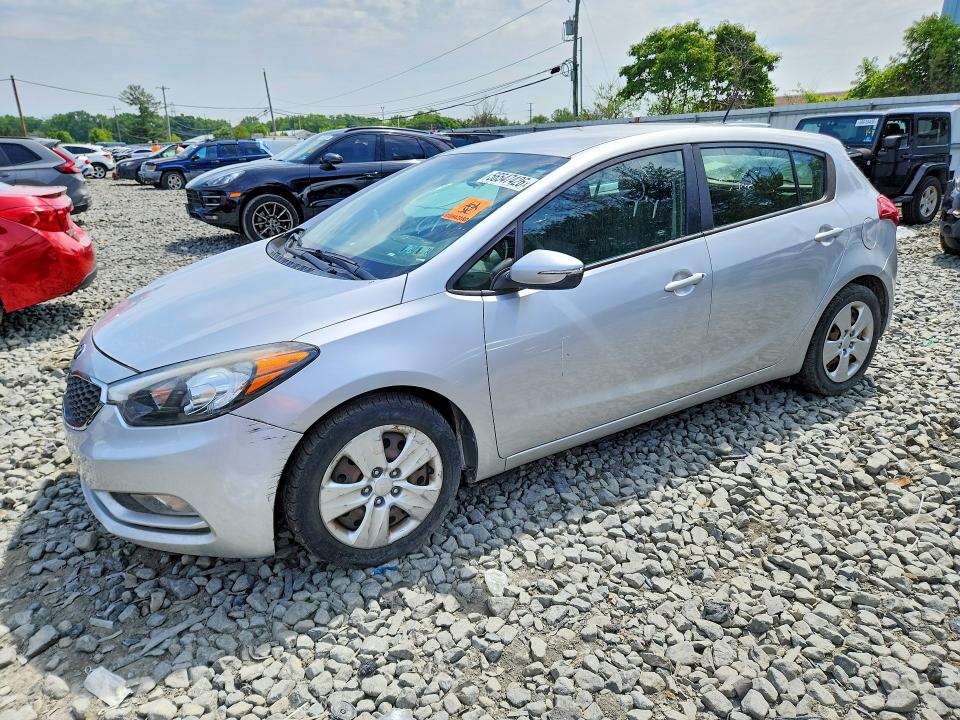 KIA FORTE 2016 с VIN KNAFK5A84G5525093 - Снимка от търг