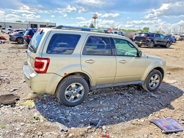 Photo 3 from auction – 2012 FORD ESCAPE with VIN 1FMCU9EG9CKB75900