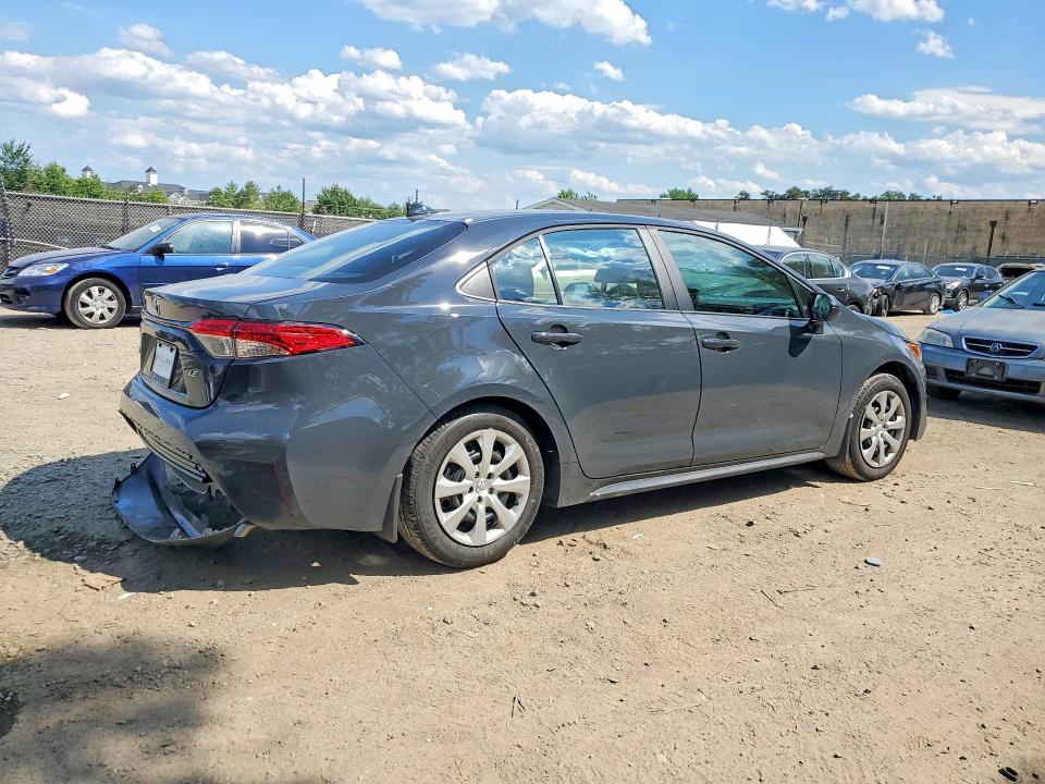 Photo 3 from auction – 2026 TOYOTA COROLLA with VIN 5YFB4MDE9TP468474