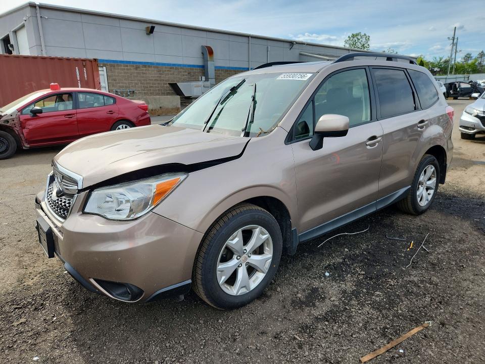 SUBARU FORESTER 2015 with VIN JF2SJAFC3FH427388 - Photo from auction