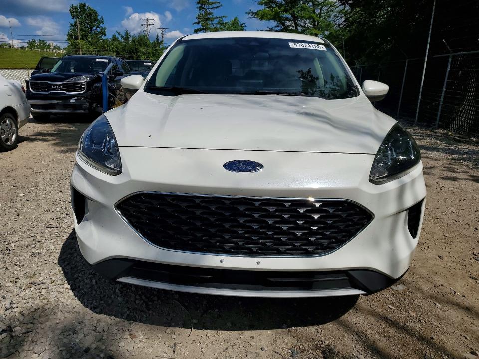 Photo 5 from auction – 2020 FORD ESCAPE with VIN 1FMCU9G66LUA72412