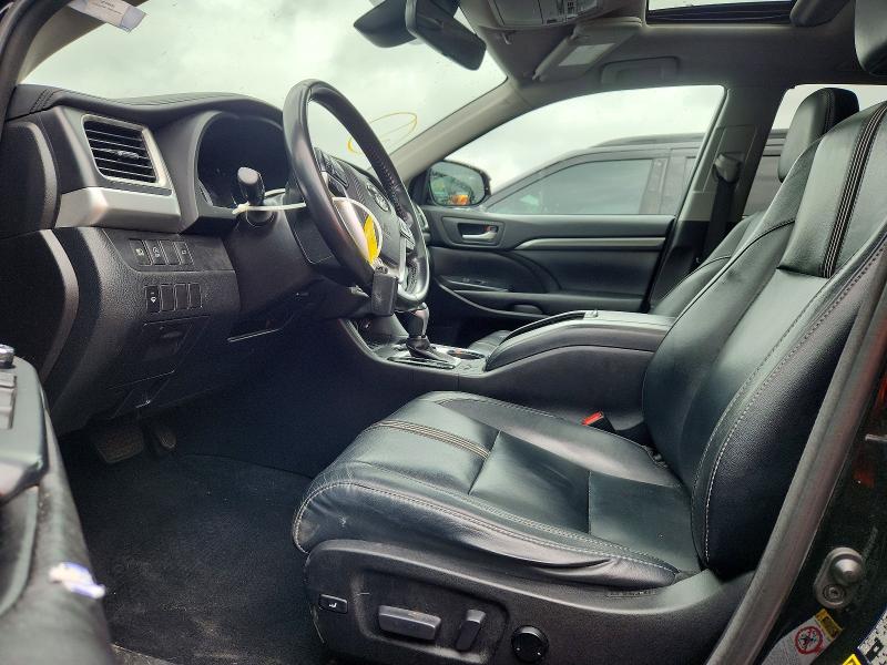 Photo 7 from auction – 2017 TOYOTA HIGHLANDER with VIN 5TDJZRFH2HS394914