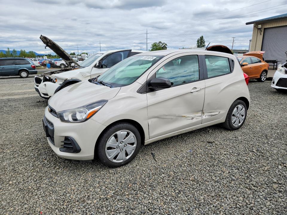 CHEVROLET SPARK 2016 with VIN KL8CB6SA2GC609074 - Photo from auction