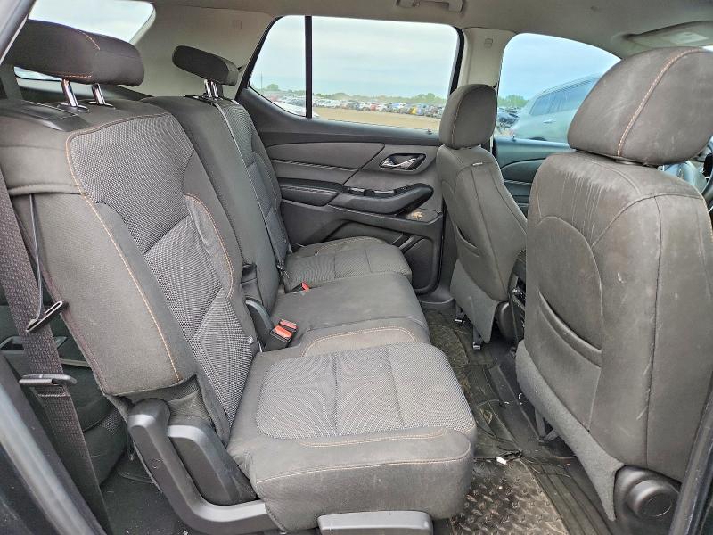 Photo 10 from auction – 2018 CHEVROLET TRAVERSE with VIN 1GNERFKW9JJ147372