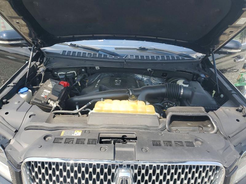 Photo 12 from auction – 2019 LINCOLN NAVIGATOR with VIN 5LMJJ2HT4KEL25020