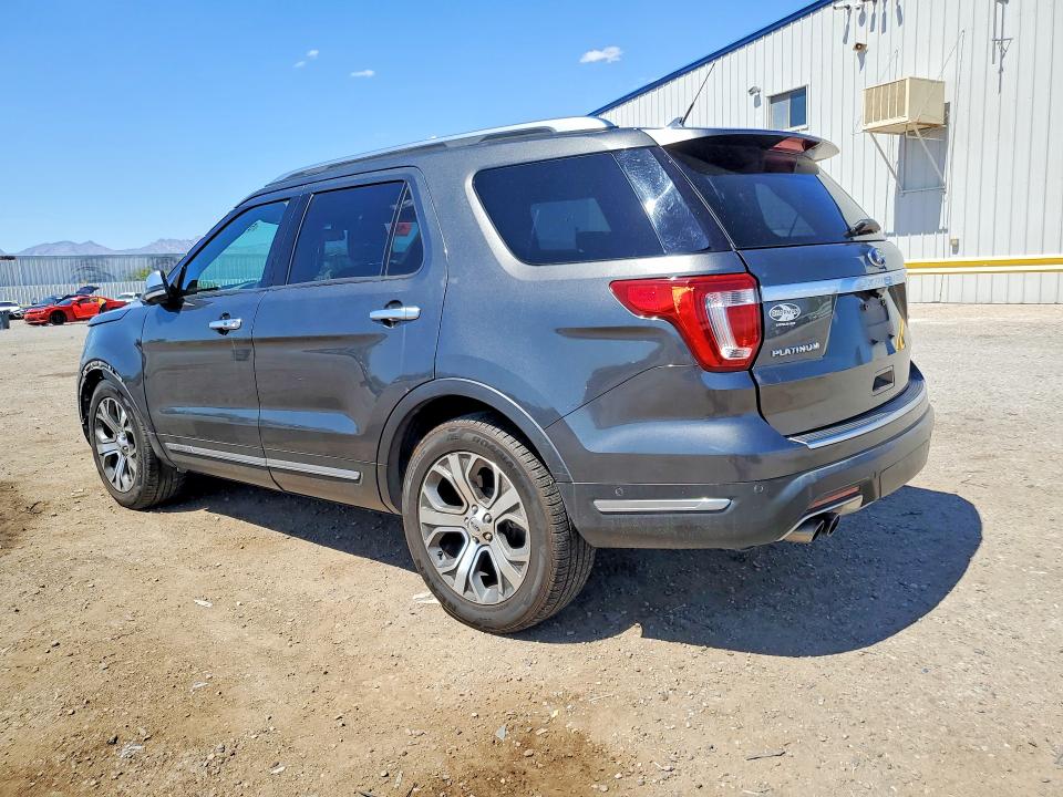 Photo 2 from auction – 2018 FORD EXPLORER with VIN 1FM5K8HT0JGC72761