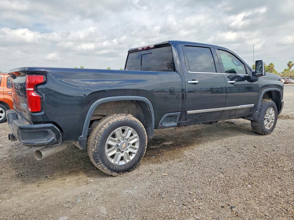 Photo 3 from auction – 2024 CHEVROLET SILVERADO with VIN 1GC4YREY2RF126836