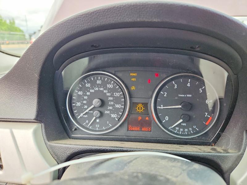 Foto 9 de la subasta – 2006 BMW 330 con VIN WBAVD33526KV63418
