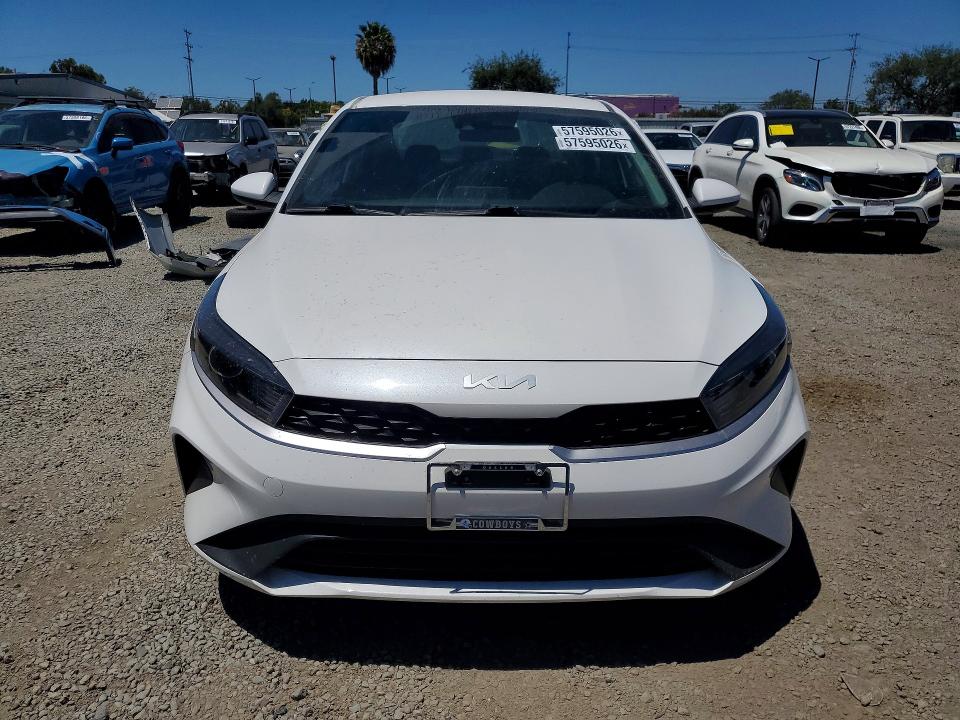 Photo 5 from auction – 2024 KIA FORTE with VIN 3KPF24AD3RE799449