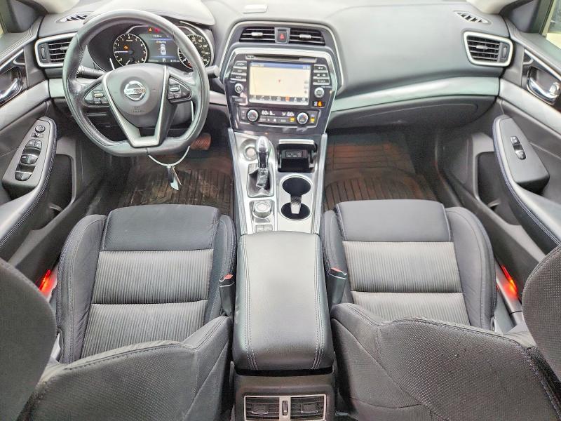 Фото 8 с аукциона – 2017 NISSAN MAXIMA с VIN 1N4AA6AP2HC381916