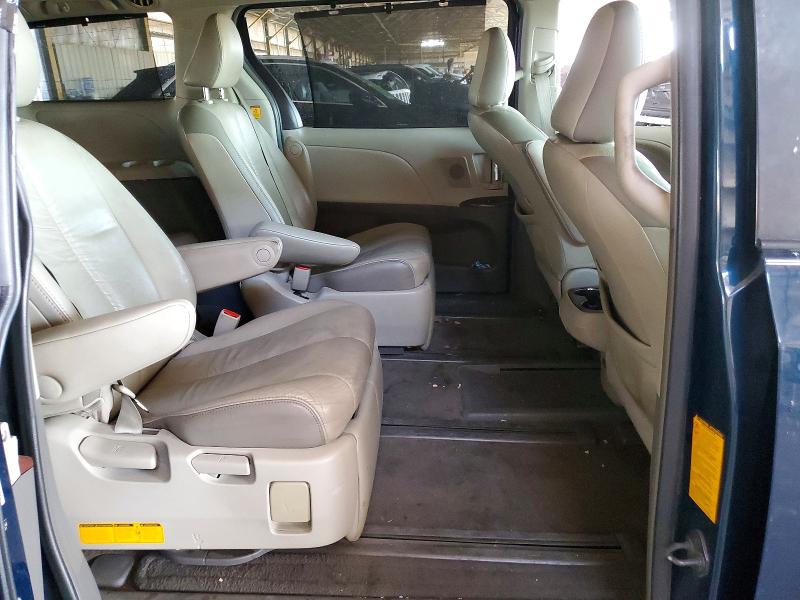 Photo 11 from auction – 2011 TOYOTA SIEANNA with VIN 5TDYK3DC4BS164144