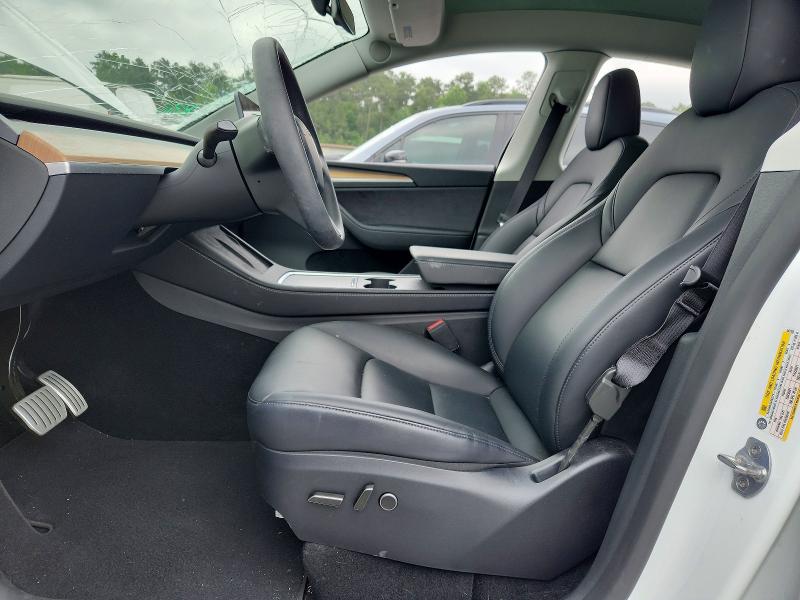 صورة رقم 7 من المزاد - 2025 TESLA MODEL Y مع VIN 7SAYGDEF9SA343168