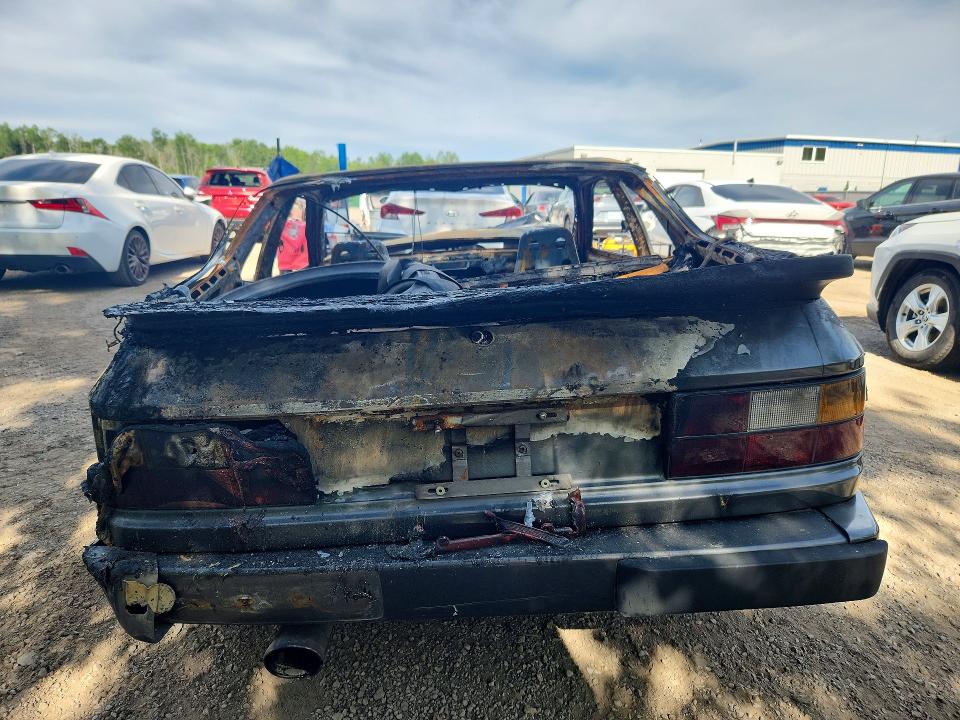 Photo 6 from auction – 1984 PORSCHE 944 with VIN WP0AA0947EN459320
