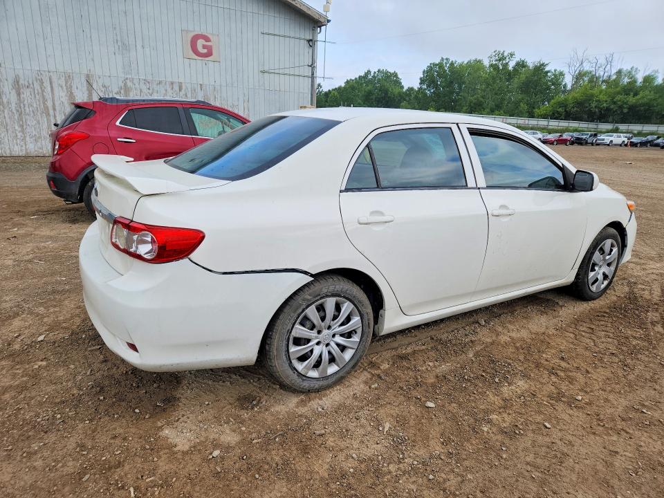 Photo 3 from auction – 2013 TOYOTA COROLLA with VIN 2T1BU4EE7DC109284