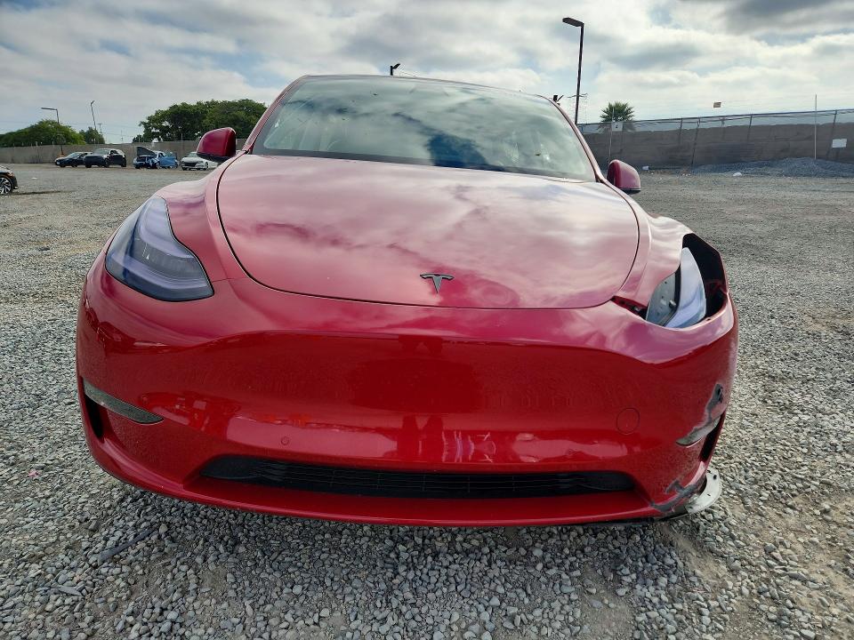 Photo 5 from auction – 2020 TESLA MODEL Y with VIN 5YJYGDEF4LF002228