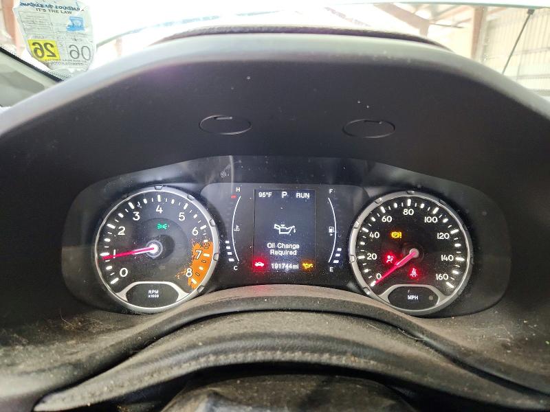Photo 9 from auction – 2018 JEEP RENEGADE with VIN ZACCJABB2JPH48226
