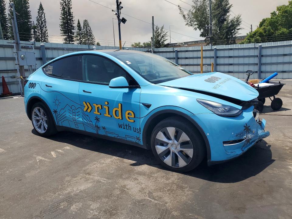 Photo 4 from auction – 2021 TESLA MODEL Y with VIN 5YJYGDEE0MF279046