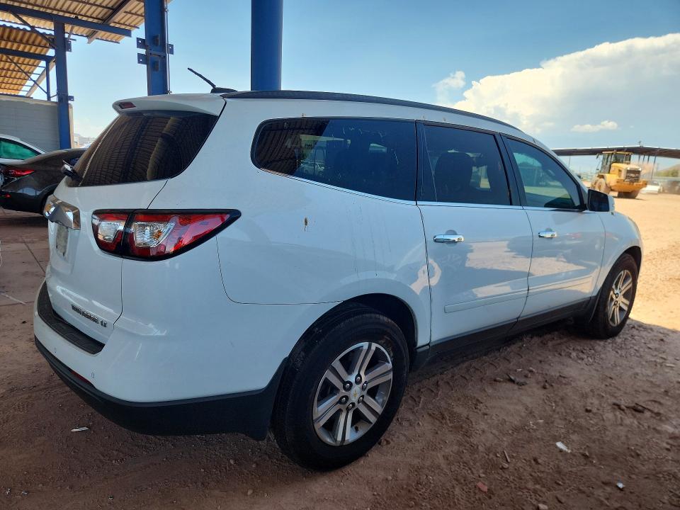 Photo 3 from auction – 2016 CHEVROLET TRAVERSE with VIN 1GNKRGKD0GJ326853