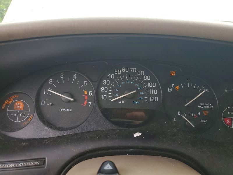 Photo 9 from auction – 2002 BUICK REGAL with VIN 2G4WB55KX21141124