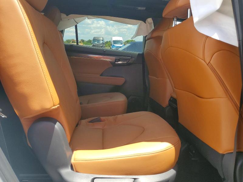 Photo 11 from auction – 2025 TOYOTA HIGHLANDER HYBRID with VIN 5TDEBRCH3SS688078