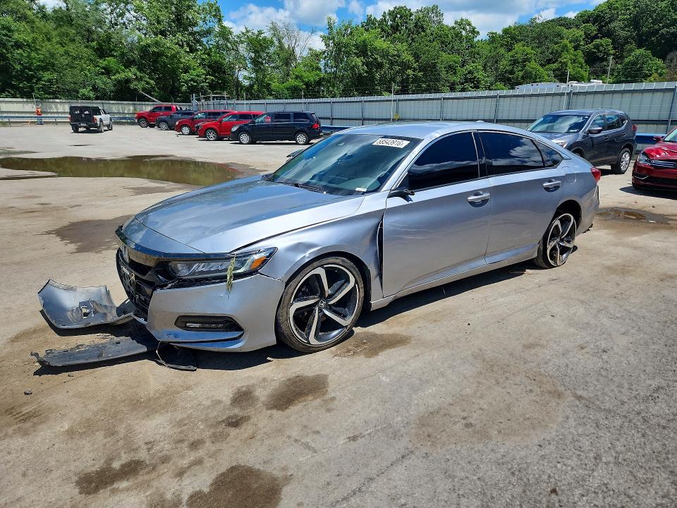 HONDA ACCORD 2018 with VIN 1HGCV1F32JA166572 - Photo from auction