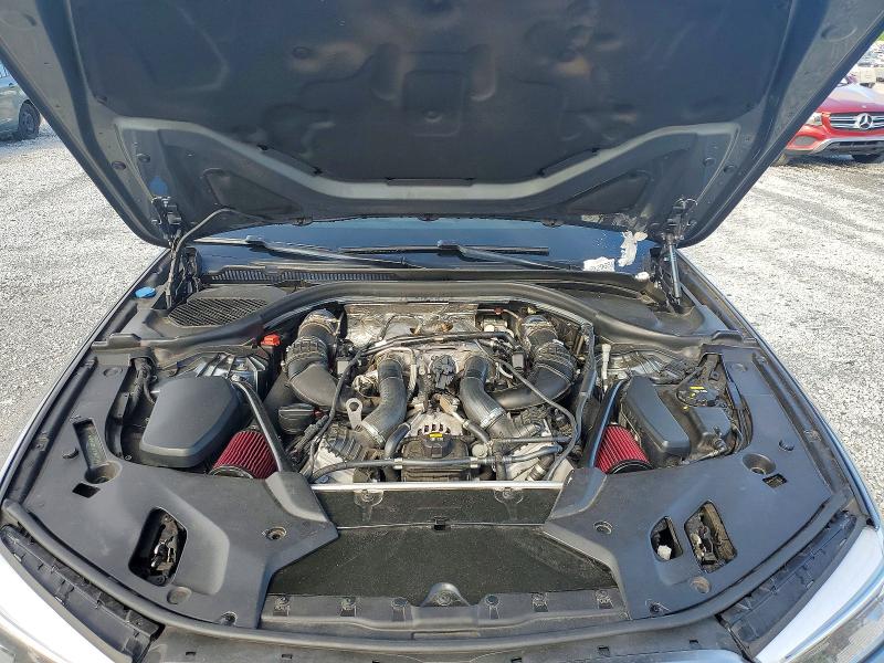 Photo 11 from auction – 2018 BMW 5 SERIES with VIN WBAJB9C5XJB287277